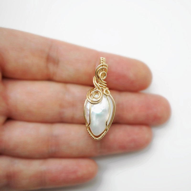 14k gold filled hanger met zoetwaterparel