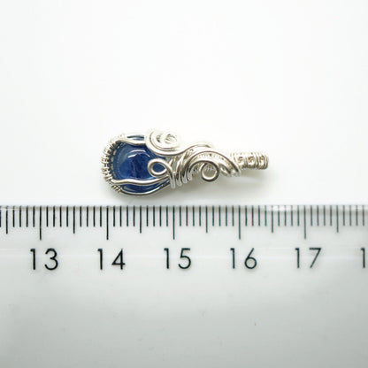 Zilver wire wrap hanger met kyaniet