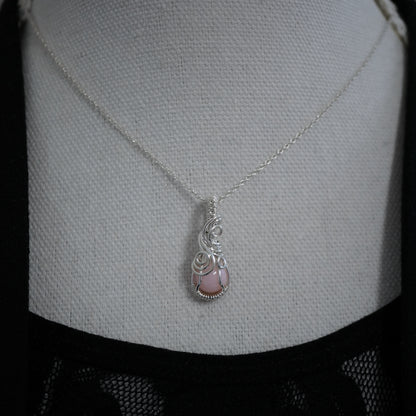 Sterling Zilveren Wire Wrap Hanger Met Roze Opaal