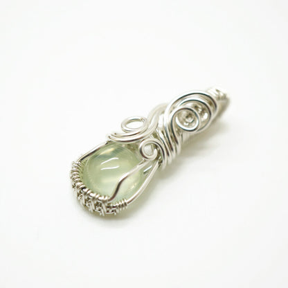 Sterling zilveren wire wrap hanger met Prehniet