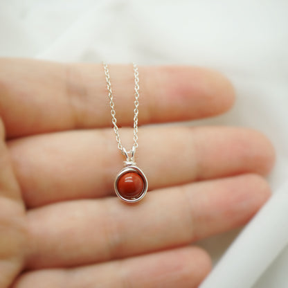 Zilveren collier rode jaspis – Handgemaakt hanger sieraad