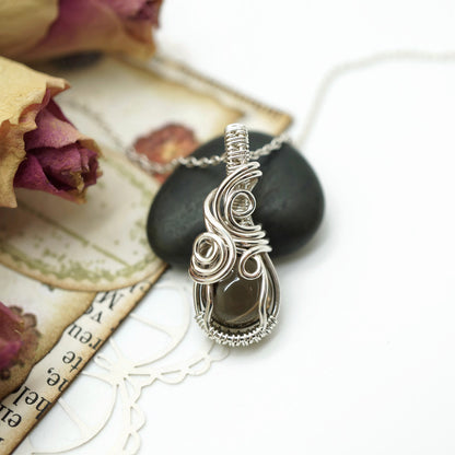Sterling zilveren wire wrap hanger met rookkwarts – handgemaakt