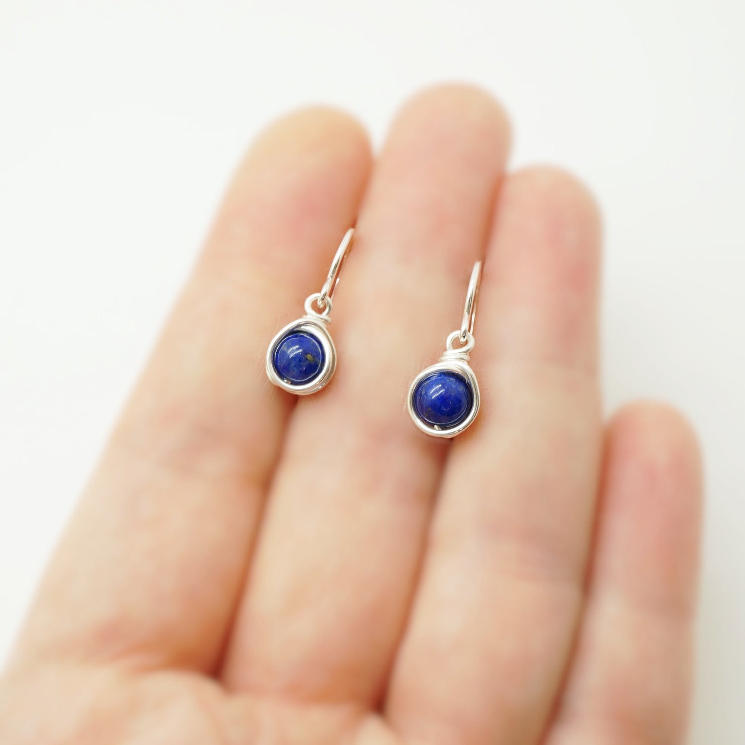 Sterling zilveren oorbellen met lapis lazuli