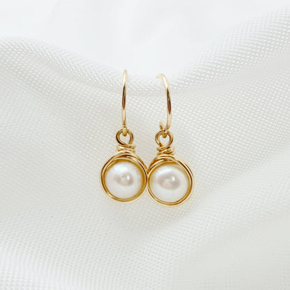 14k gold filled oorbellen met zoetwaterparel