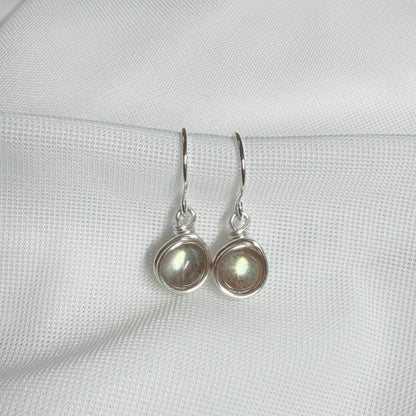 Sterling zilveren oorbellen met labradoriet en prachtige flash