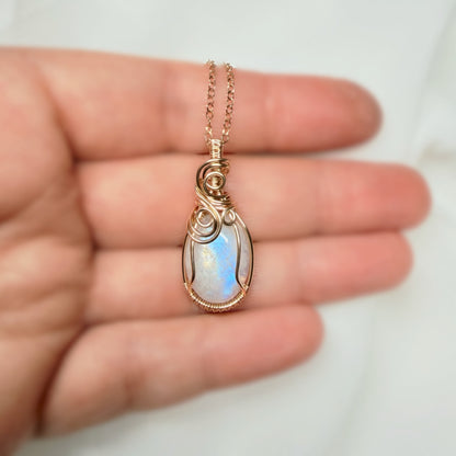 Hanger - 14K gold filled - Met regenboog maansteen