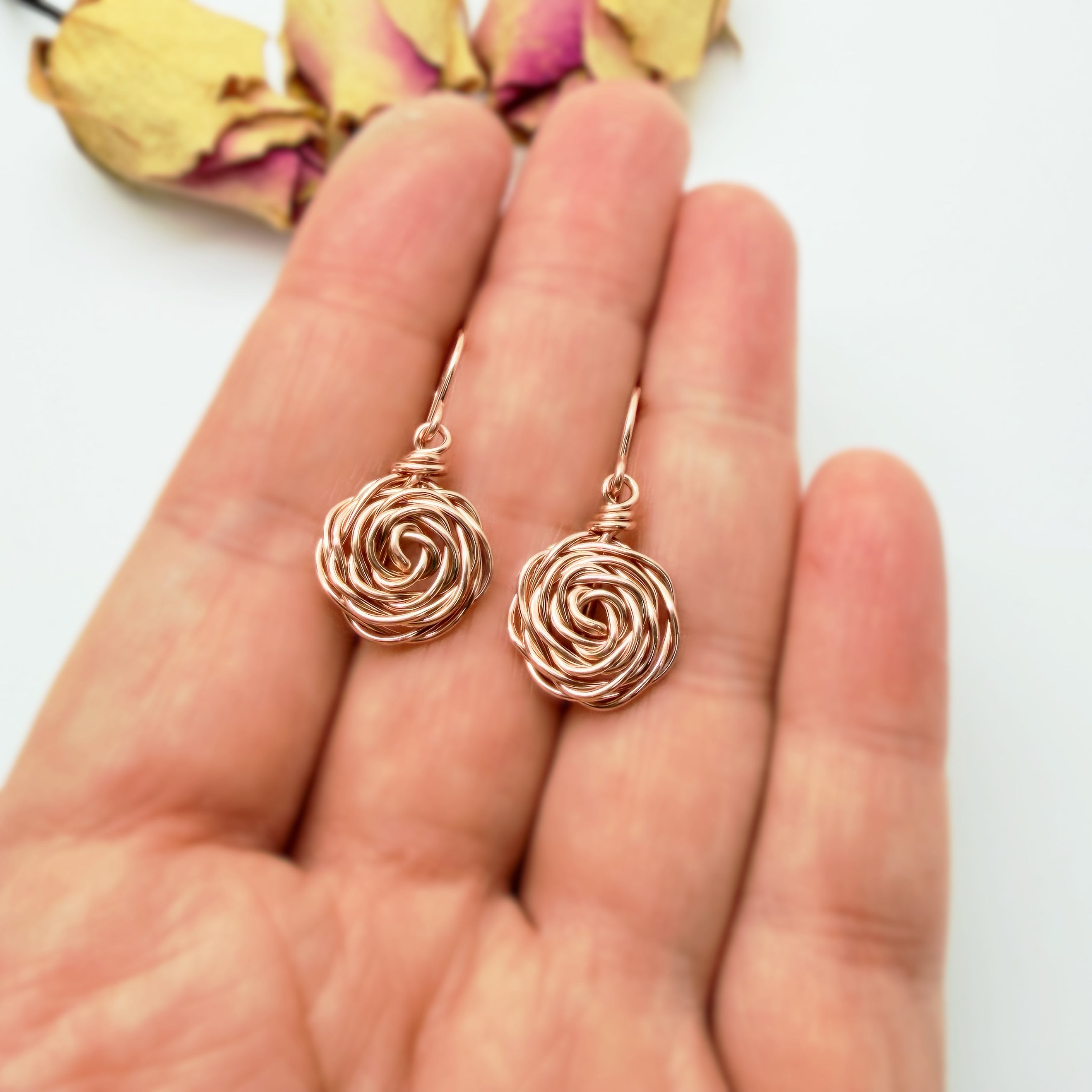 14k rosé gold filled roos oorbellen