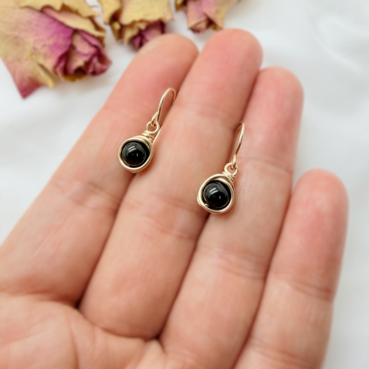 14k gold filled oorbellen met zwarte toermalijn