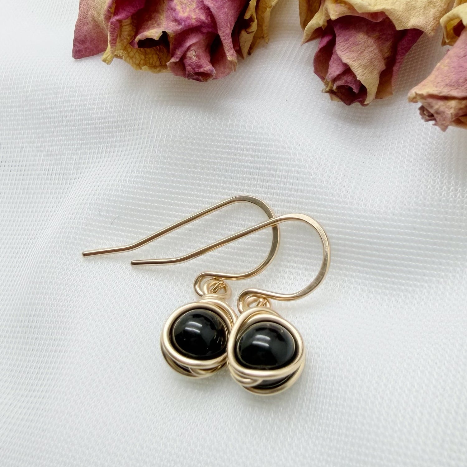 14k gold filled oorbellen met zwarte toermalijn
