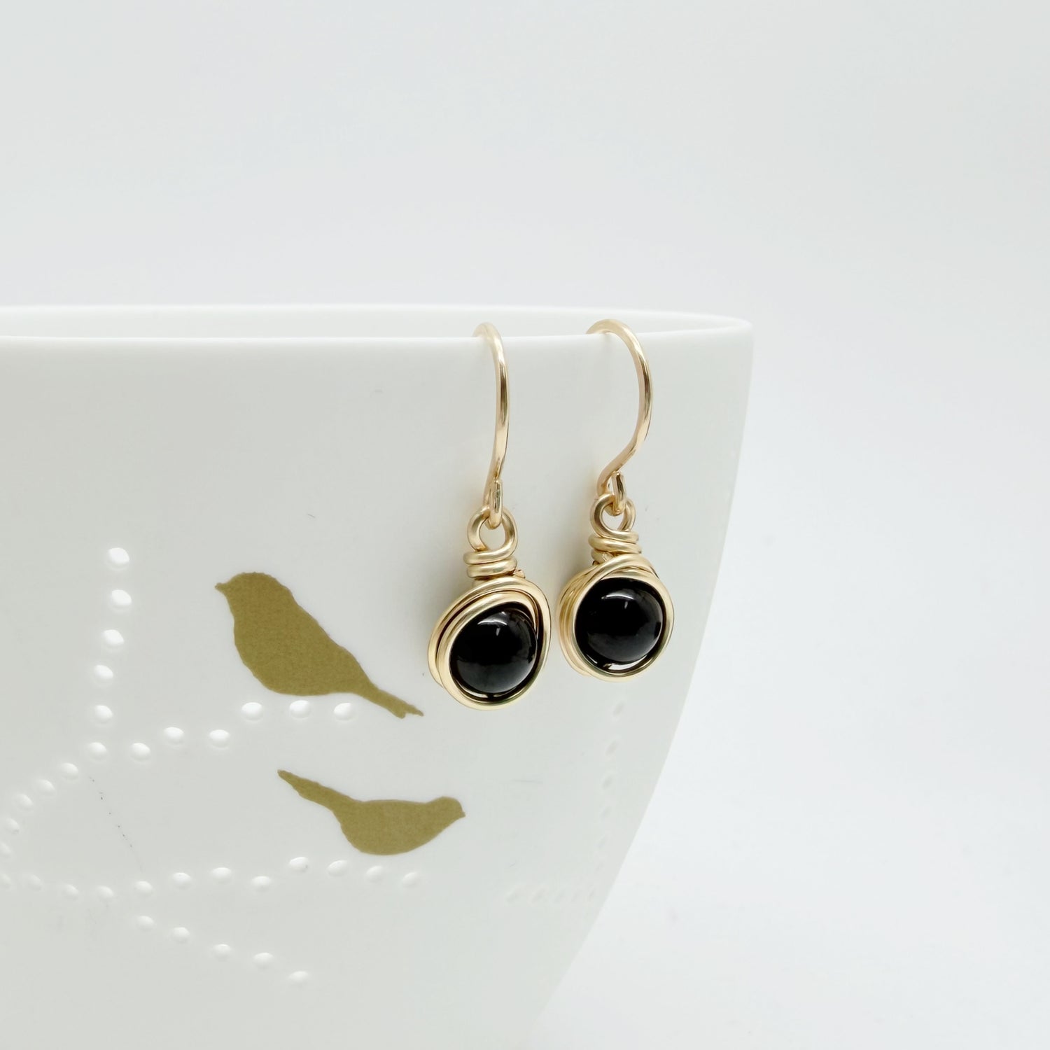 14k gold filled oorbellen met zwarte toermalijn