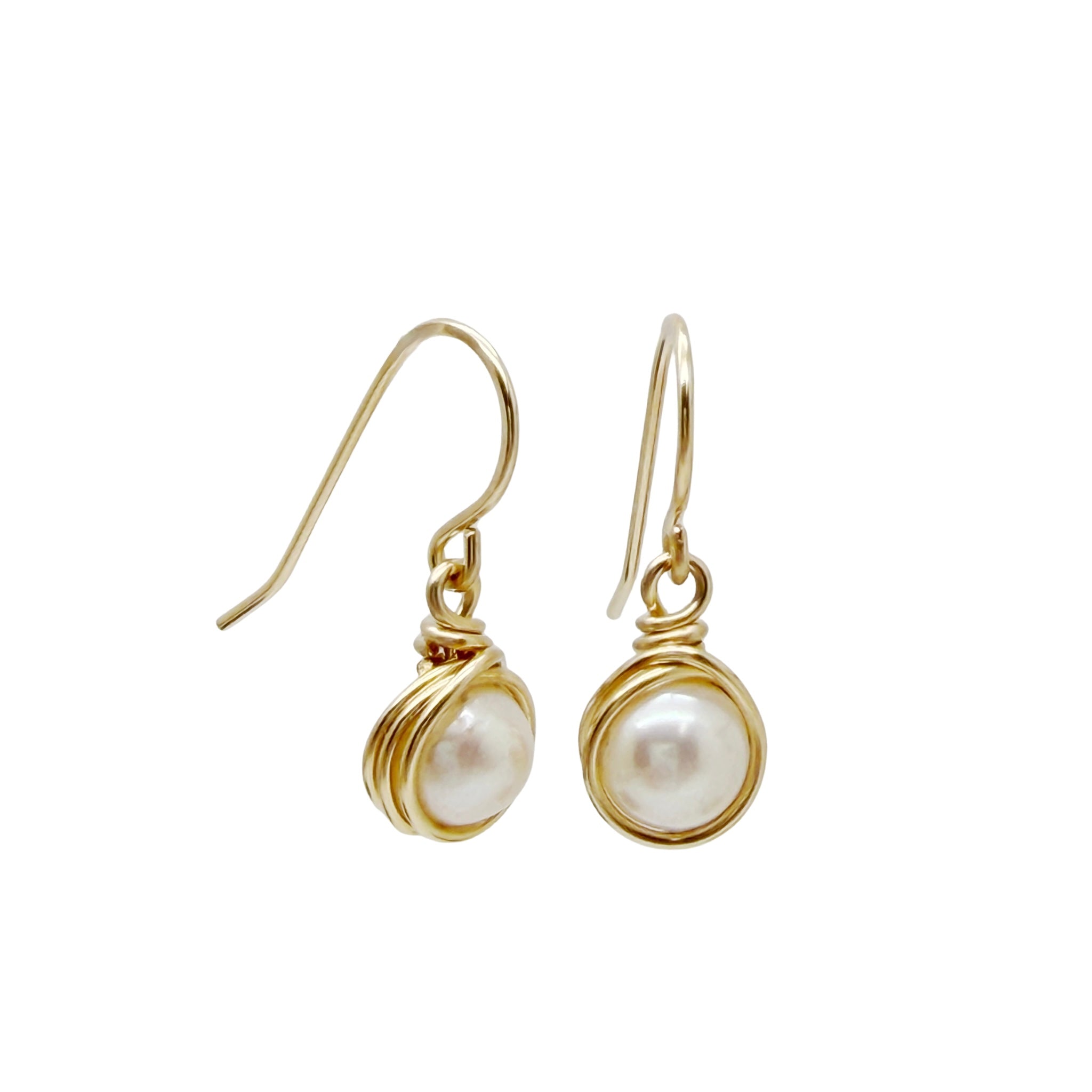 14k gold filled oorbellen met zoetwaterparel