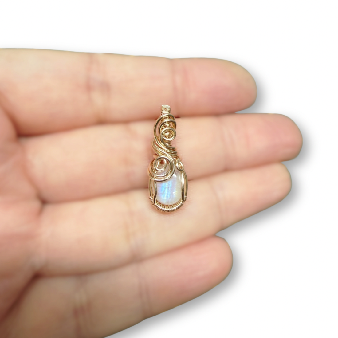 Gereserveerd - 14k gold filled hanger met regenboogmaansteen